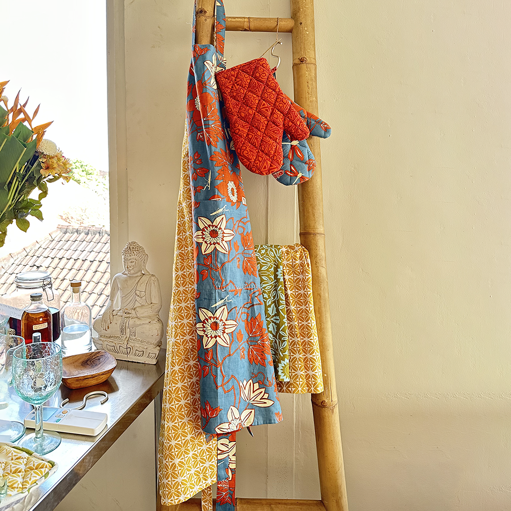 Apron | Passion Flower Blue Spice